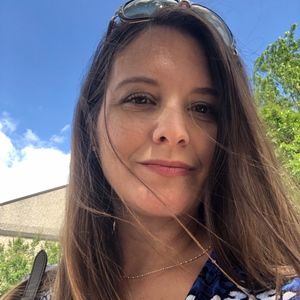 Meet your Posher, Carlina